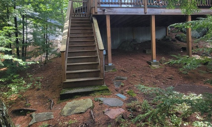 Meredith Cabin | Winona Shores Oar'asis on Lake Waukewan