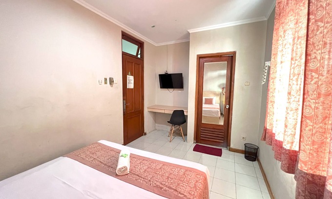Prawirotaman Hotel | Winotosastro Hotel by Athelu