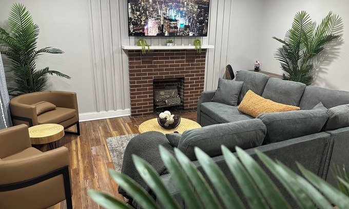 Winston - Salem House | Winston Salem 3Bd 2Ba GAME ROOM mins to Downtown