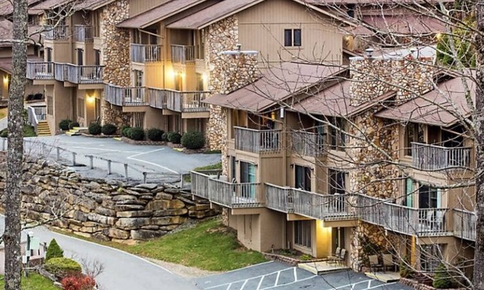 Banner Elk Resort | Winter get-away in charming 2-bedroom loft in beautiful Banner Elk.