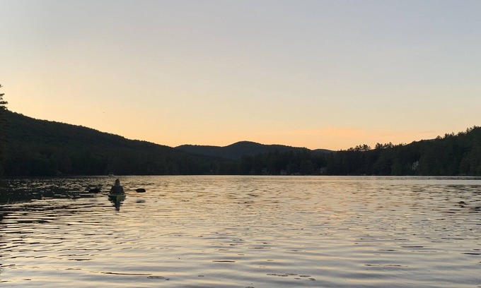 Ludlow House | Winter On The Slopes, Summer On The Lake! 3 Br, 2 Baths, Sleeps 8
