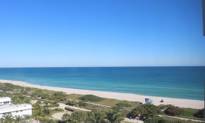 Surfside Condo | Winter Rental On The Beach In Surfside