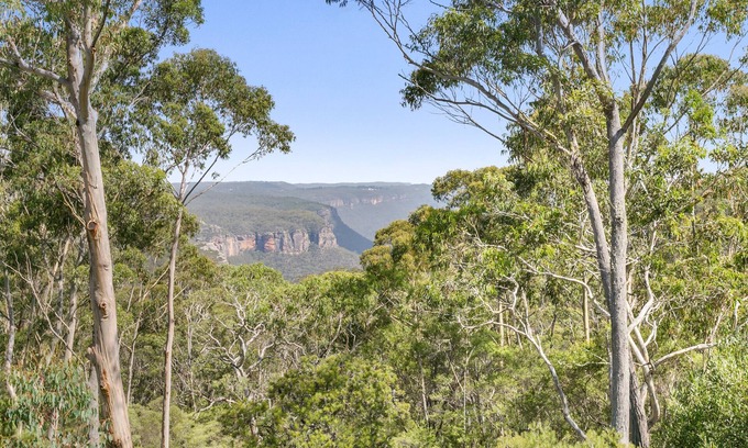 Mount Victoria House | Winterglen - located in the Blue Mountains (Mount Victoria)