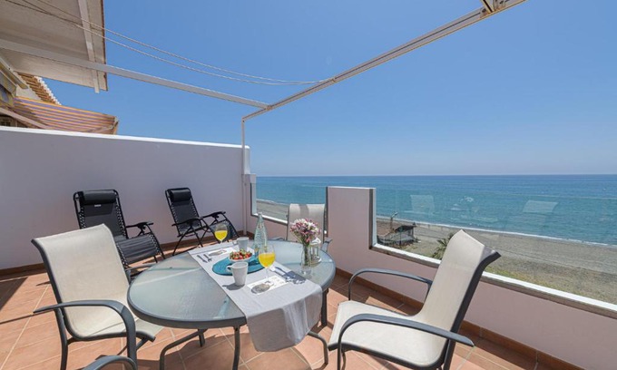 Torre de Benagalbon Apartment | WintowinRentals Amazing Front Sea View & Relax