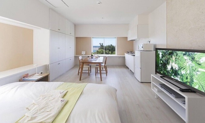 Naha City Centre Hotel | Wires Hotel
