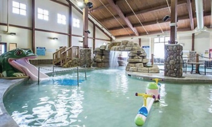 Wisconsin Dells Cottage | Wisconsin Dells - Christmas Mountain Village 2 Bedroom Cottage