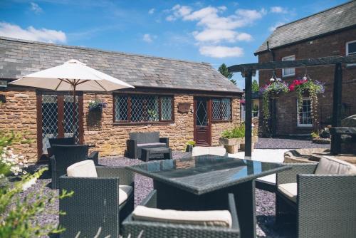 Llangrove House | Wisteria Cottage Wye Valley AONB