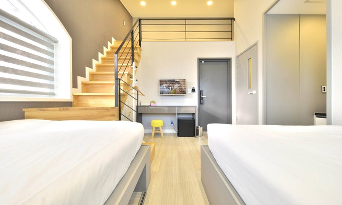 Sokcho House | WITH U Hotel & Guesthouse