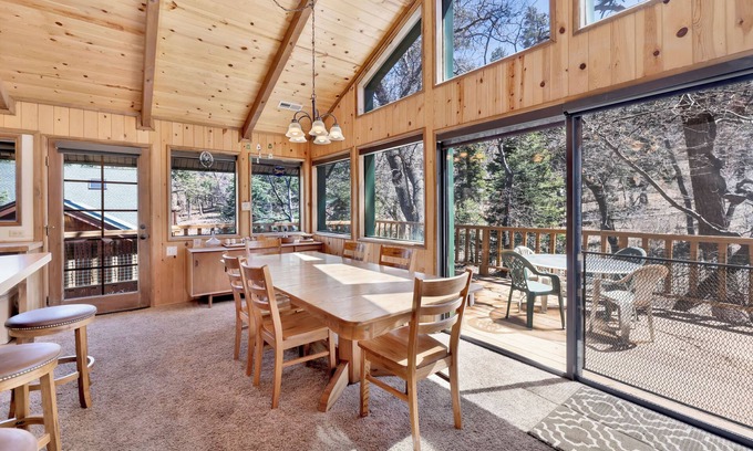Upper Moonridge House | Wodehouse #1057