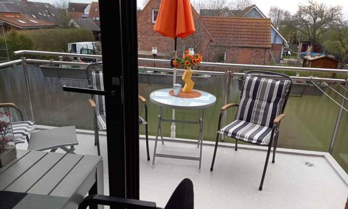 Neue Tiefe Apartment | Wohlfühl-oase mit Ostseeblick