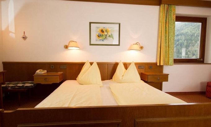 Bad Kleinkirchheim Bed & Breakfast | Wohlfühldoppelzimmer mit Balkon - Hotel-garni Haus Sonnblick