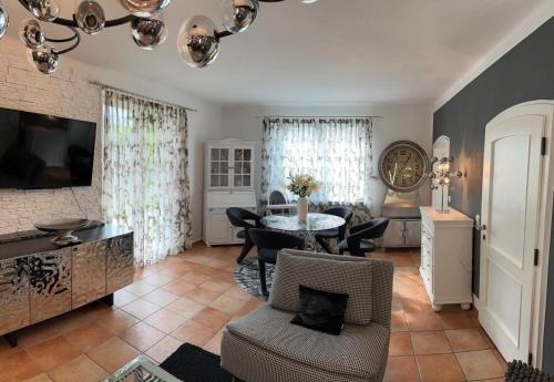Grossgmain Apartment | Wohnung 5 mit Garten und sonniger Terrasse