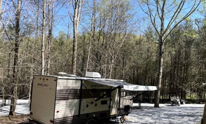Roan Mountain House | Wolf Pup RV