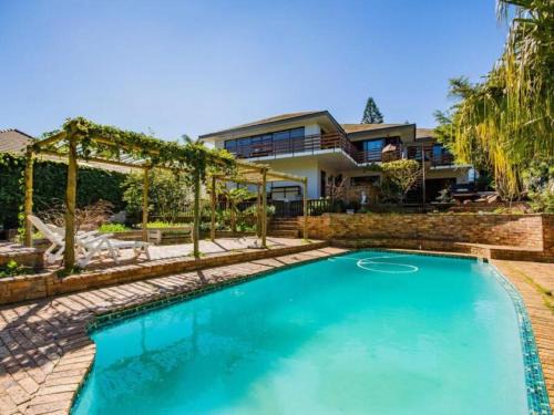 Somerset West Apartment | Womb with a View
