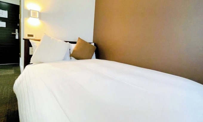 Nishitenma Hotel | Womens Hairdressing NonSmokingSemiDouble Room/Osaka Ōsaka