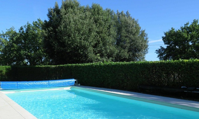 Saint-Martin-de-Villereal Villa | Wonderful villa for 6 people with private pool, WIFI, TV, terrace, pets allowed and parking