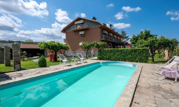 Castagnole delle Lanze House | Wonderful villa for 4 guests with pool, WIFI, TV, terrace, panoramic view and parking