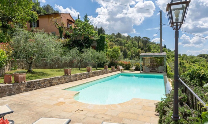 Castiglion Fiorentino House | Wonderful private villa for 6 people with private pool, WIFI, TV, patio, pets allowed and parking