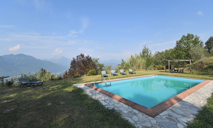 Coreglia Antelminelli House | Wonderful private villa for 6 guests with private pool, WIFI, TV and pets allowed