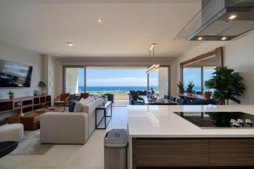 El Tezal Apartment | Wonderful 2BR Condo with Ocean and Arch Views