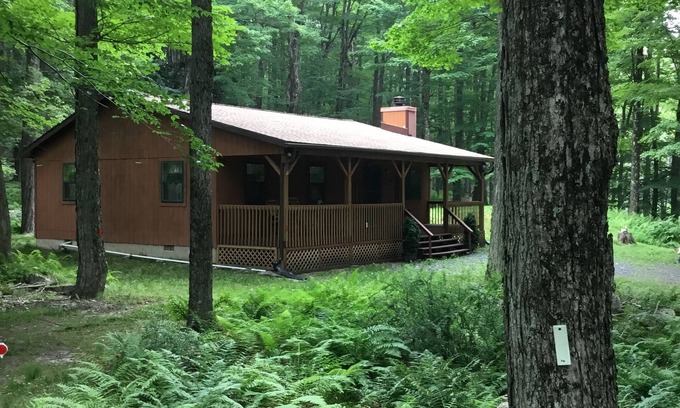 Greentown Cabin | Wonderful Cabin in Greentown, Pa