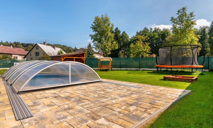 Olesnice v Orlickych horach Villa | Wonderful private villa with private pool, WIFI, hot tub, TV, patio, pets allowed and parking