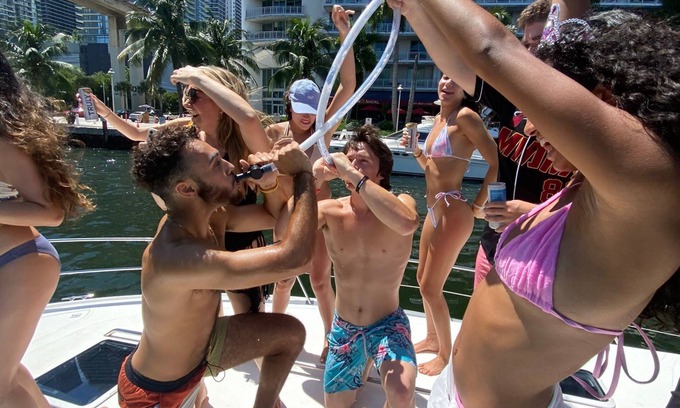 Allapattah Boat Rental | Wonderful day on the water (the boat is rental for hours 4-6-8)