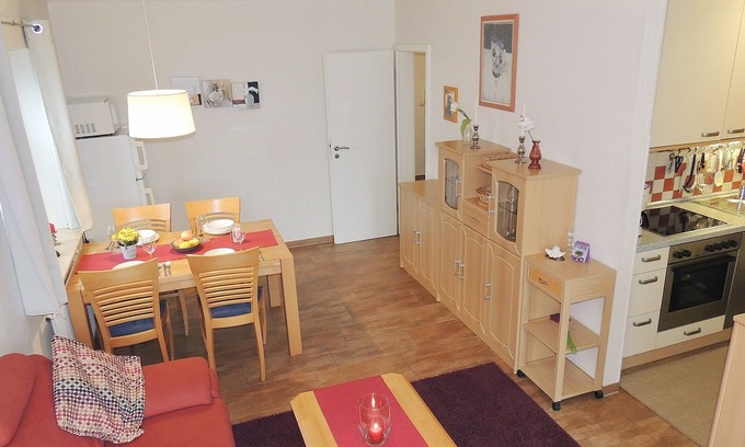 Steinwarder Apartment | Wonderful location! Upscale apartment with terrace directly to the lake!