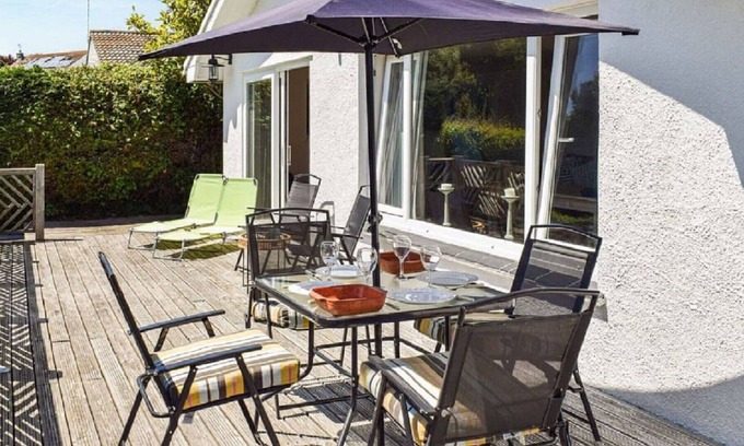 Gorran Haven House | Wonderful private villa for 6 people with WIFI, TV, patio and parking