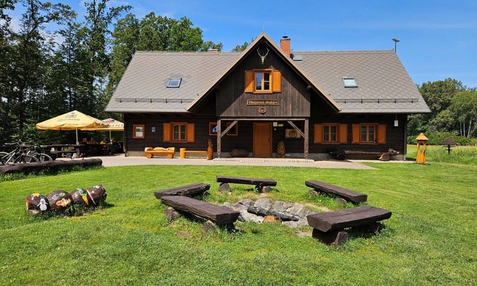 Byst Villa | Wonderful private villa for 12 people with WIFI, TV and pets allowed