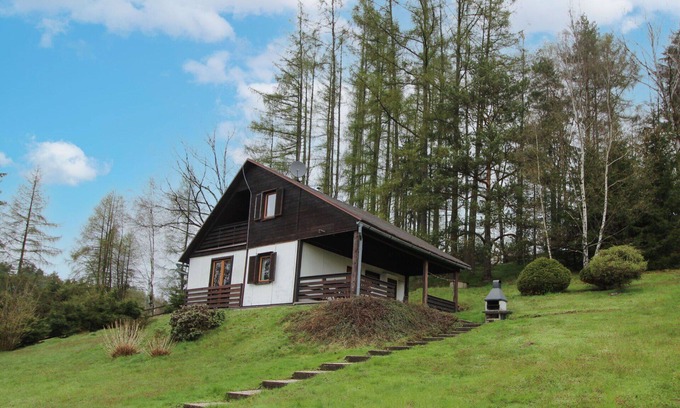 Krasna Lipa House | Wonderful private villa for 5 guests with WIFI, TV, terrace, pets allowed and panoramic view