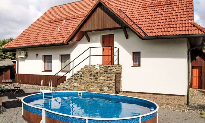 Vysocina Villa | Wonderful private villa for 16 guests with WIFI, private pool, TV, patio and parking