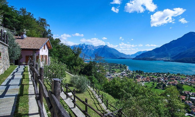 Stazzona House | Wonderful private villa for 6 people with WIFI, TV, patio, pets allowed and parking