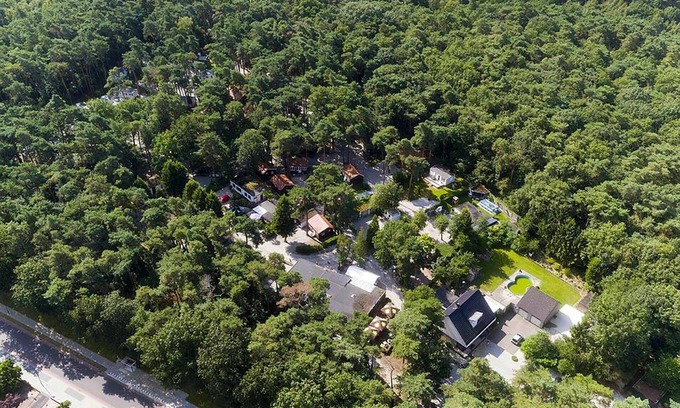 Nieuwe Heide House | Wonderful private villa for 4 people with WIFI, TV, terrace and parking