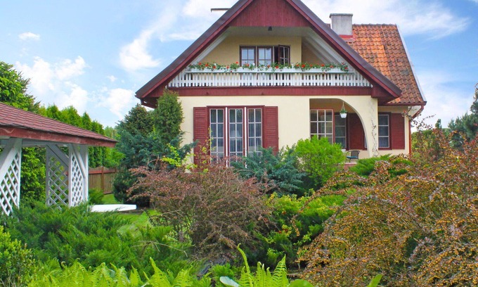 Ogonki House | Wonderful private villa for 6 guests with TV, patio and parking