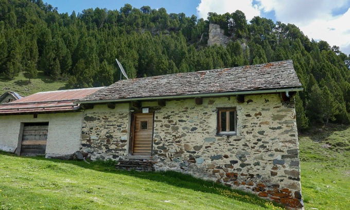 Blenio House | Wonderful private villa for 6 guests with pets allowed, panoramic view and parking