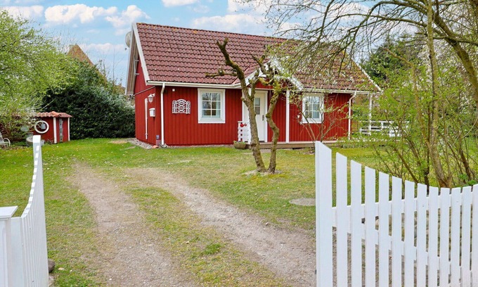 Langenhorn House | Wonderful private villa for 6 guests with WIFI, TV, terrace and parking