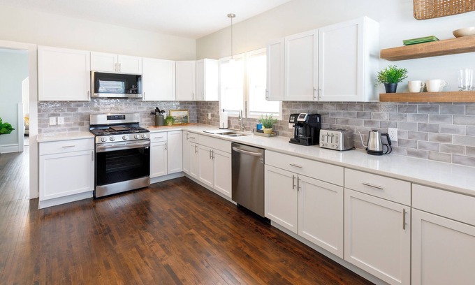 North End House | Wonderful Renovated St. Paul Bungalow.