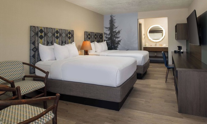 Port Angeles Hotel | Wonderful Stay! Outdoor Pool, FREE Parking Pets Allowed, Near Hollywood Beach!