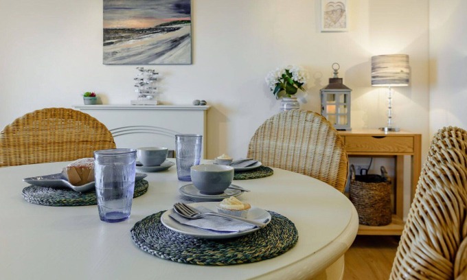 Hele Villa | Wonderful villa for 4 guests with WIFI, TV and parking