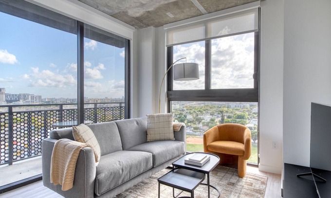 Edgewater Apartment | Wonderful Wynwood 2BR w/Gym & Roof Pool, nr Shops, by Blueground