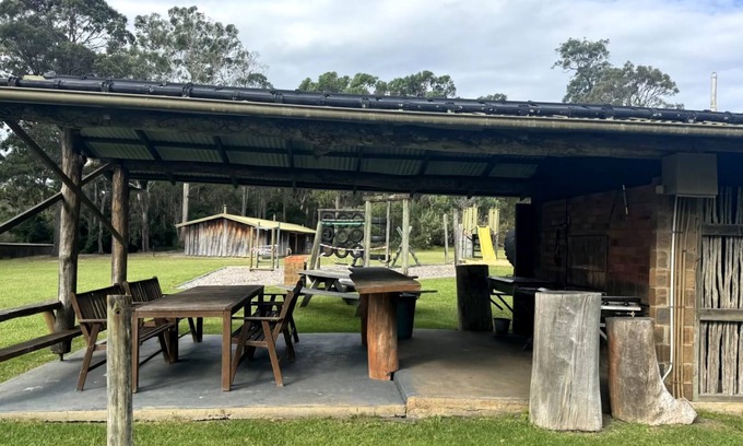 Bournda Cabin | Woodbine Park Eco Cabin 03