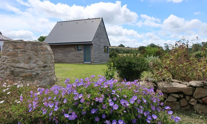 Landeda House | Wooden House in Brittany near Sandy Beach