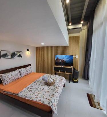 Bamban Villa | Woodenlights Villa with Pool