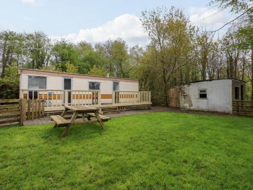 Rhyd-y-clafdy House | Woodland Caravan