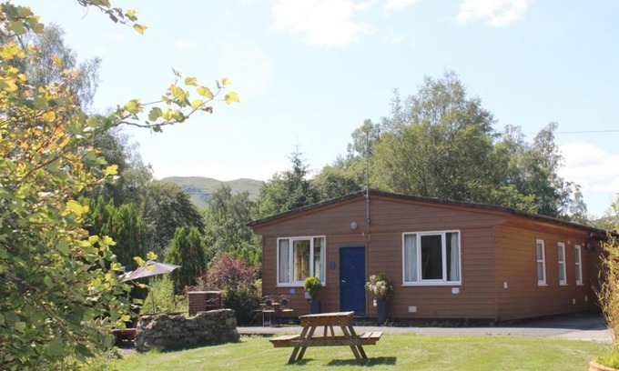 Killin Cabin | Woodland Chestnut Lodge