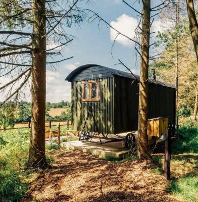 Bourton House | Woodland Cotswold Shepherds Hut