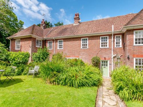Deal House | Woodlands By The Sea Cottage