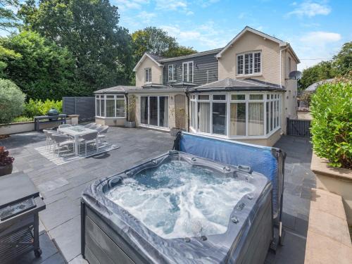 Four Marks House | Woodlea Farm