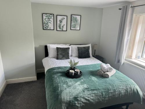 Egremont Apartment | Woodman House- 7 Bedrooms - Sleeps 14